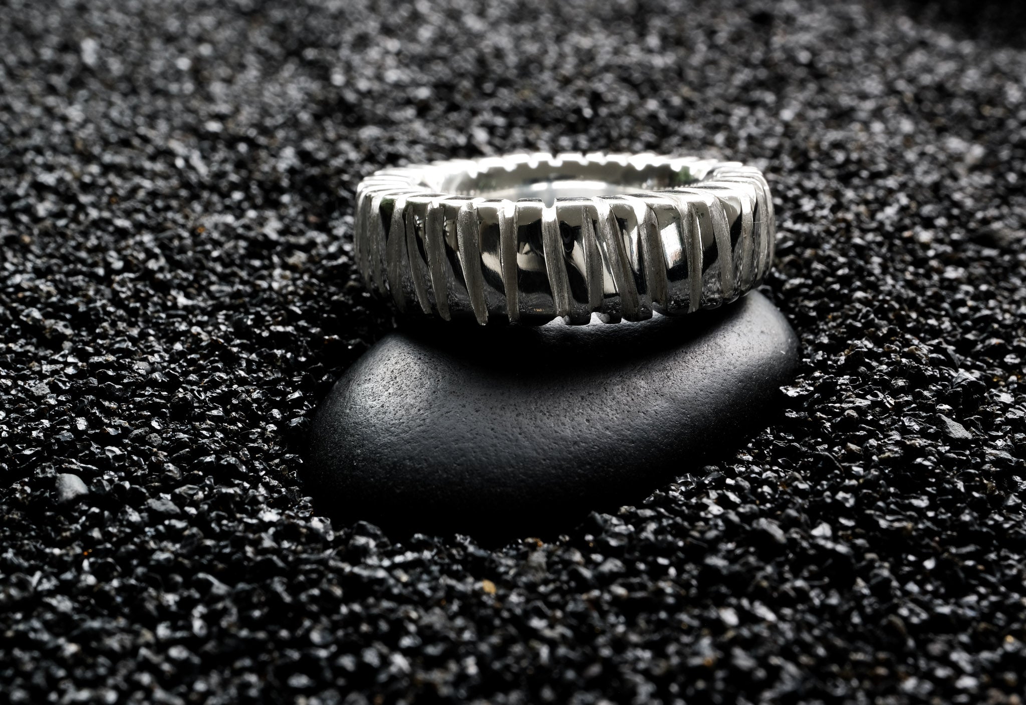 IN&OUT Ring