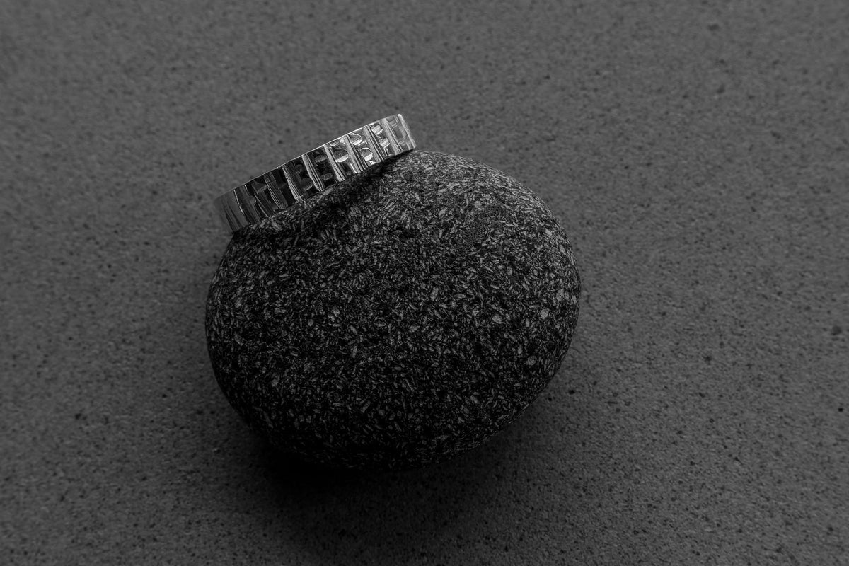 Ring LABYRINTH