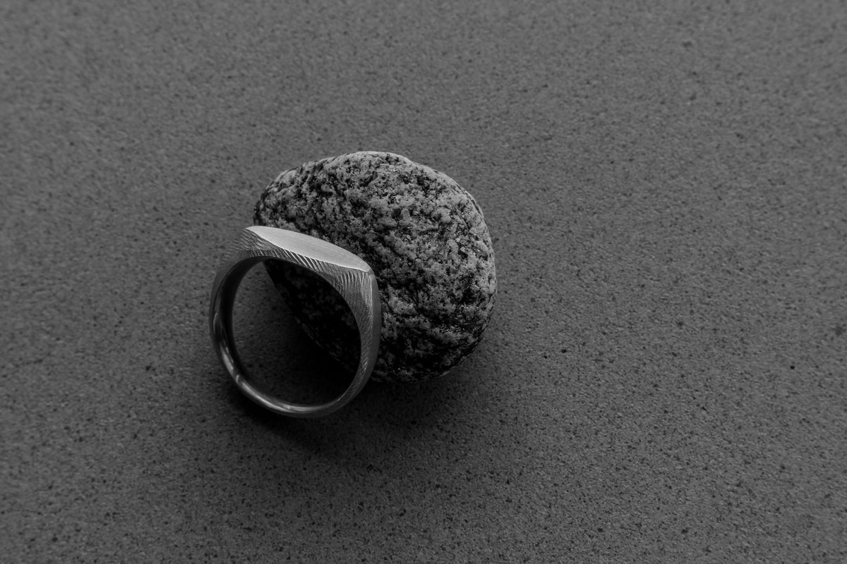 signet ring MORGAN